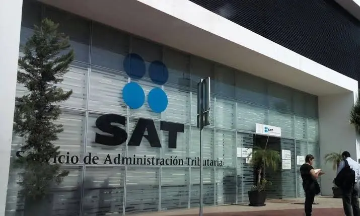 El SAT permite a algunos artistas pagar impuestos con obras de su autoría. / Especial