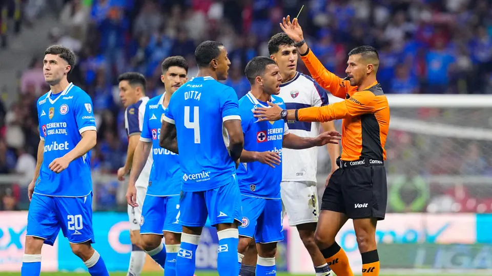 Abraham de Jesús Quirarte, árbitro de la Liga MX | IMAGO7