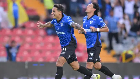 Querétaro amarga a Tigres con un penal en el último suspiro y le propina otra derrota