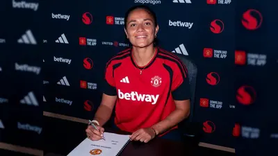 ¡Oficial! Rebeca Bernal es nueva jugadora de Manchester United