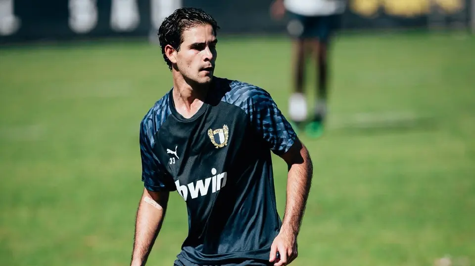 Patricio Salas en el Famalicão | x:@FCF1931_Oficial