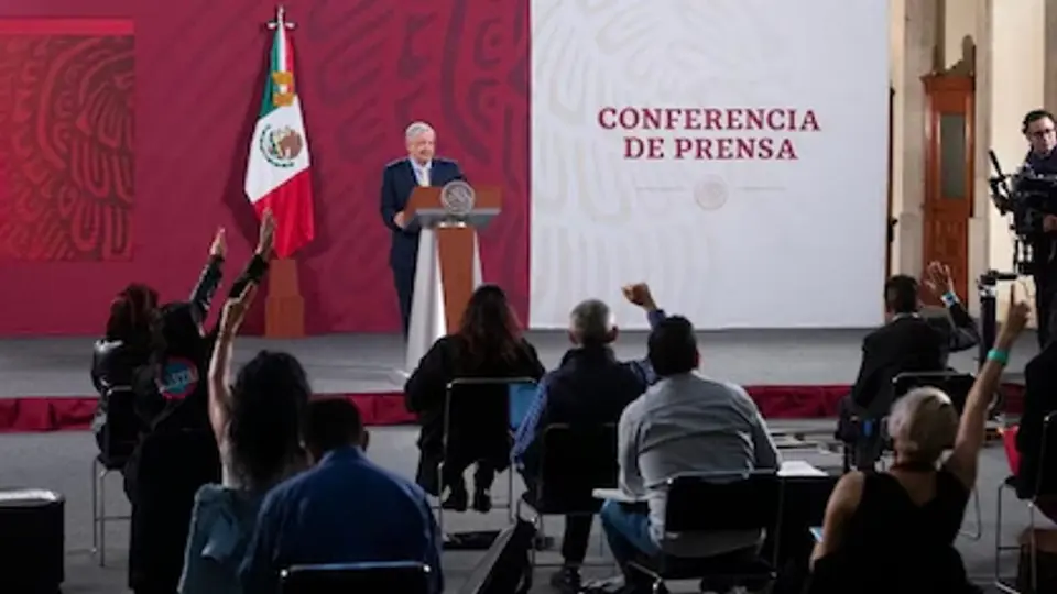 El cambio visual se presentó durante la conferencia matutina del 2 de septiembre./Precidencia