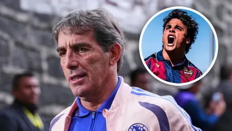 Guillermo Almada ya espera a Carlos Álvarez en América