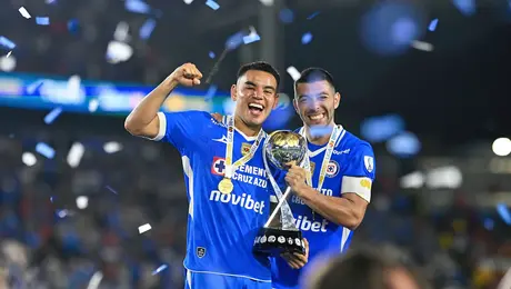 Charly Rodríguez anticipa salida de Erik Lira de Cruz Azul: "esperemos que en diciembre se pueda ir"