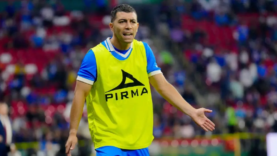 Erik Lira, jugador de Cruz Azul | IMAGO7