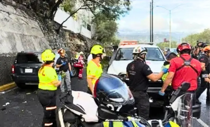 Alma De la Rosa y Cristo Morales reportaban las condiciones de Morones Prieto cuando ocurrió el accidente./especial
