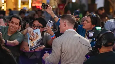 ¿John Cena se molestó en México? Su actitud durante la premiere de ‘Matchbox’ llamó la atención