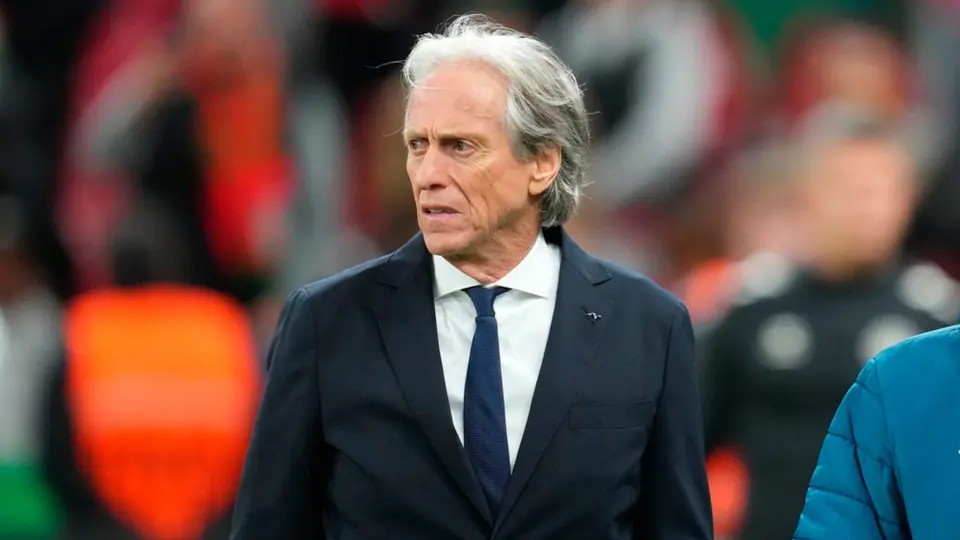 Jorge Jesús, técnico de Portugal, en el partido contra Dinamarca | AP