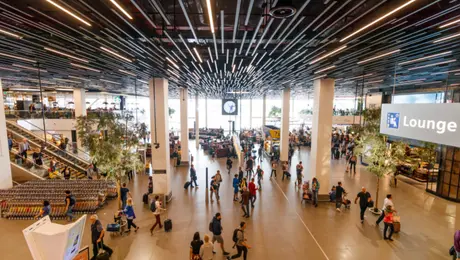Detienen a tripulante de vuelo procedente de México tras localizar 18 kilos de cocaína en su equipaje