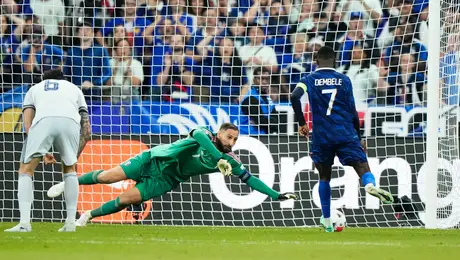 Impresionante duelo de porteros en el Francia vs Italia: Así fue el partido