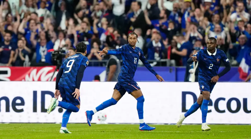 Michael Olise marca un golazo en el Francia vs. Italia | AP