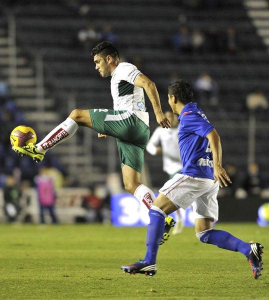 Sebastián Maz siempre fue un dolor de cabeza para la zaga celeste | EFE