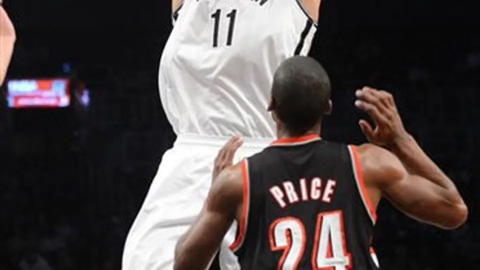 Johnson guía a Nets a una nueva victoria