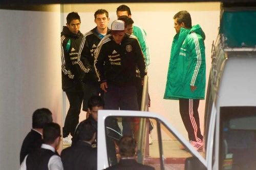 Los jugadores salieron en una camioneta del hotel de concentración (FOTO: CÉSAR VICUÑA)