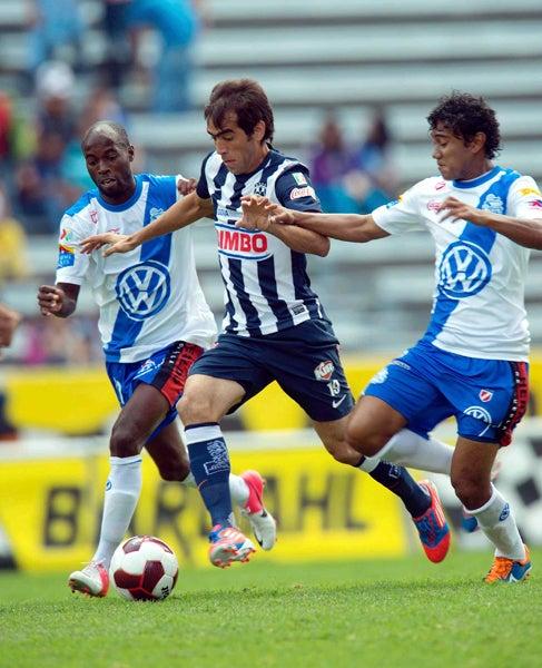 César Delgado adelantó a Monterrey | MEXSPORT