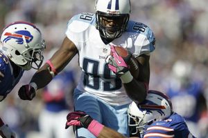 Titanes remonta y vence 35-34 a Bills