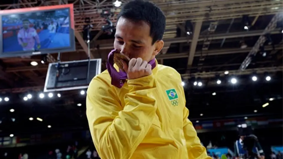 Judoca brasileño rompió accidentalmente su medalla