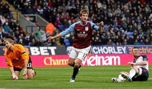 Aston Villa derrotó como visitante al Bolton 2-1. FOTO: AP