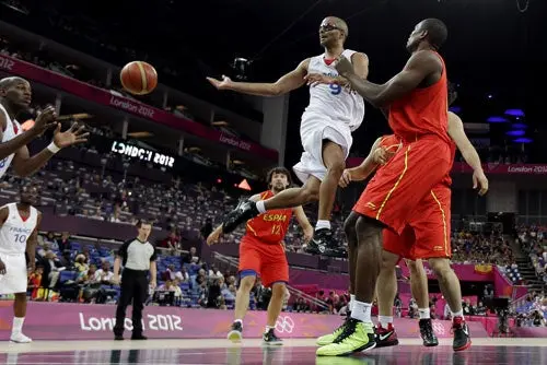 España se clasifica a Semifinales de basquetbol