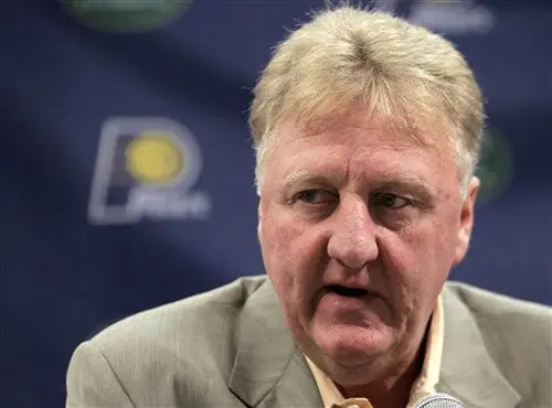 Larry Bird deja a los Pacers