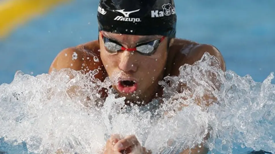 Akihiro Yamaguchi rompe récord mundial en 200 metros pecho