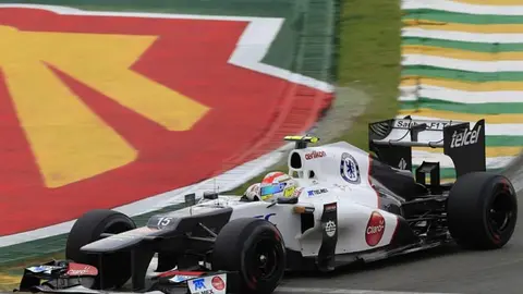 Checo abandona en Brasil