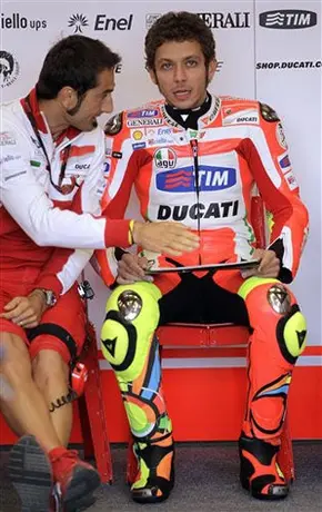 Rossi regresará a Yamaha