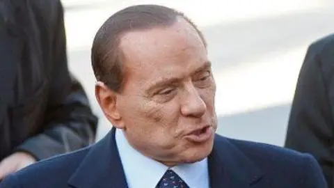 Berlusconi desmiente venta del AC Milan