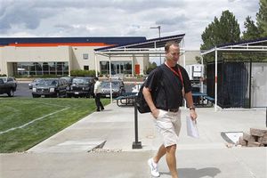 Broncos en busca de levantar ánimo a víctimas de Denver