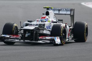 Pérez, décimo en la P1 de Austin