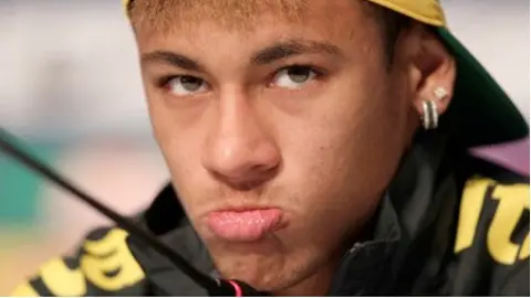 Entre Messi y yo no hay comparación, él es el mejor': Neymar