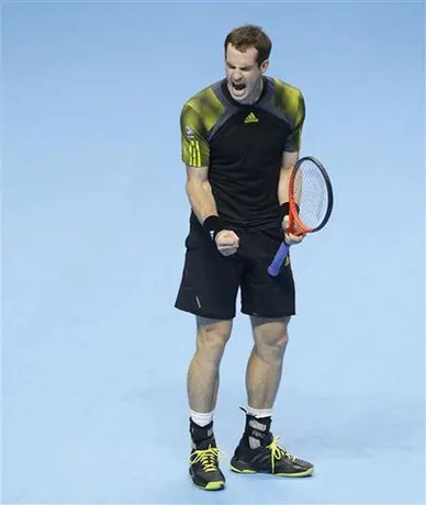 Murray abre su participación en Londres con victoria