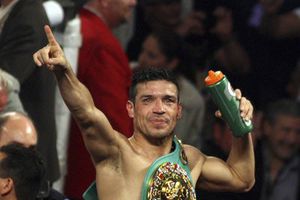 Maravilla' quiere enfrentar a Floyd Mayweather