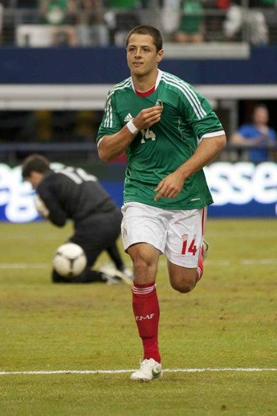 Javier Hernández anotó desde el punto penal l MEXSPORT