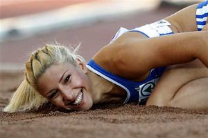 Grecia expulsa a atleta de su delegación por twit' racista