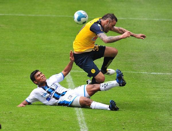 Querétaro buscó el partido. FOTO: ULISES BRAVO