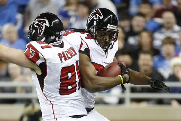 Atlanta superó a Detroit y aseguró localía para postemporada