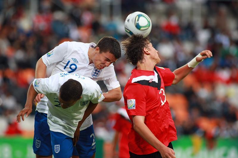 Luca Gasparotto y Matthew Regan. FOTO: EFE