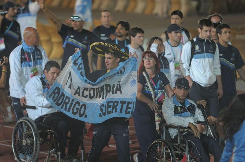 Los deportistas de los países participantes desfilaron. FOTO: EVA BECERRA