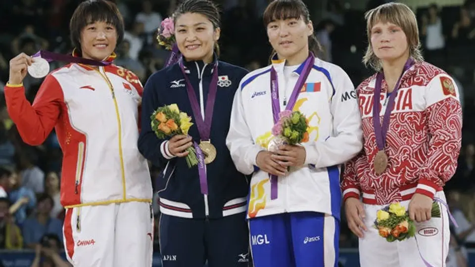 Japón suma dos Oros en lucha libre femenil