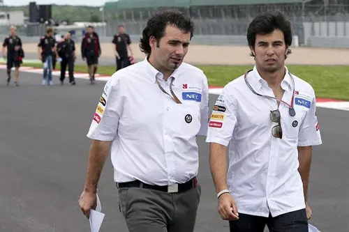 Sergio Pérez aseguró que su bólido puede luchar por el triunfo