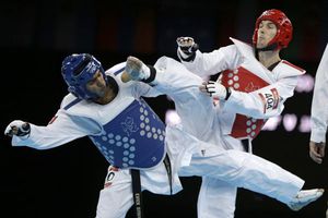 Osornio cae en la preeliminar de Taekwondo 68kg