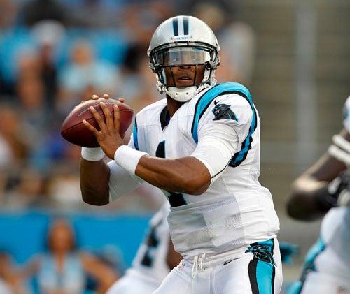 Cam Newton deberá ser el líder en el emparrillado | AP