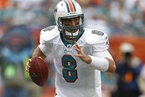 Delfines consiguen su tercer triunfo seguido, 35-8 a Bills