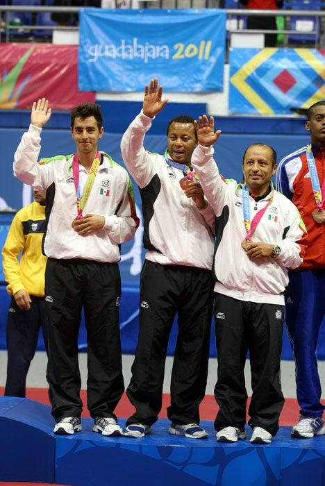 En la prueba varonil de tenis de mesa los mexicanos se llevaron el bronce. FOTO: MEXSPORT