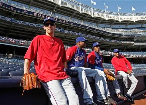 Cliff Lee, nemesis de Yanquis en la lomita