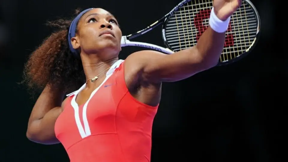 ?Serena y Sharapova avanzan a la Final del Campeonato de la WTA