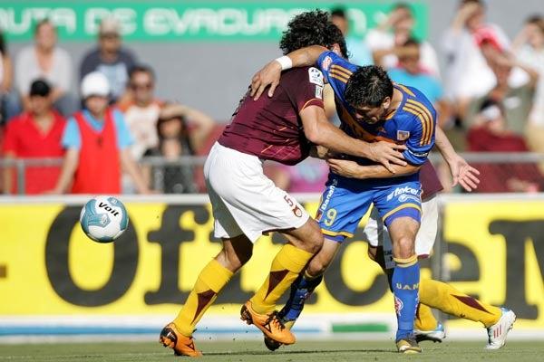 Fue un partido muy cerrado. FOTO: YOLANDA ESCOBAR