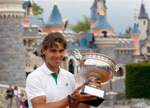 Rafa Nadal venció a Roger Federer en la Final del Abierto de Francia. FOTO: AP