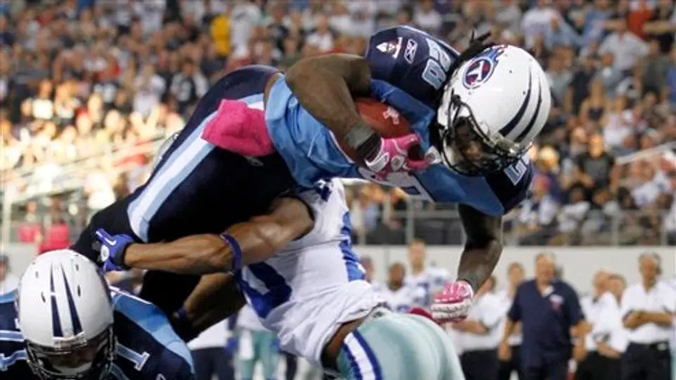 Titanes vence 34-27 a Vaqueros; Johnson anotó dos TD